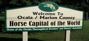horse capital of the world sign